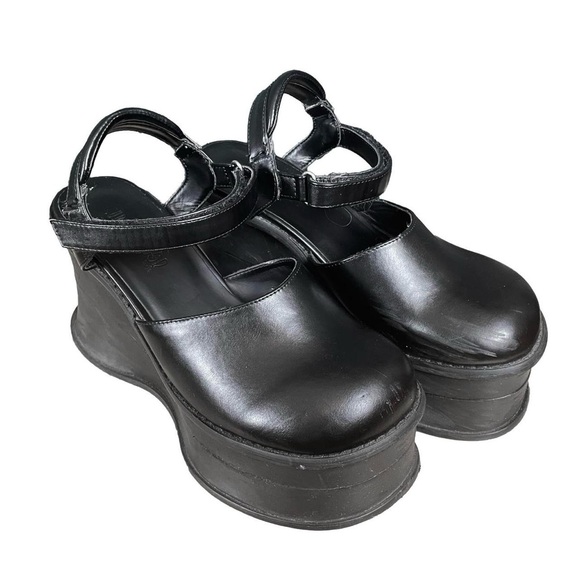 current mood just for kicks platform wedges - Picture 1 of 4